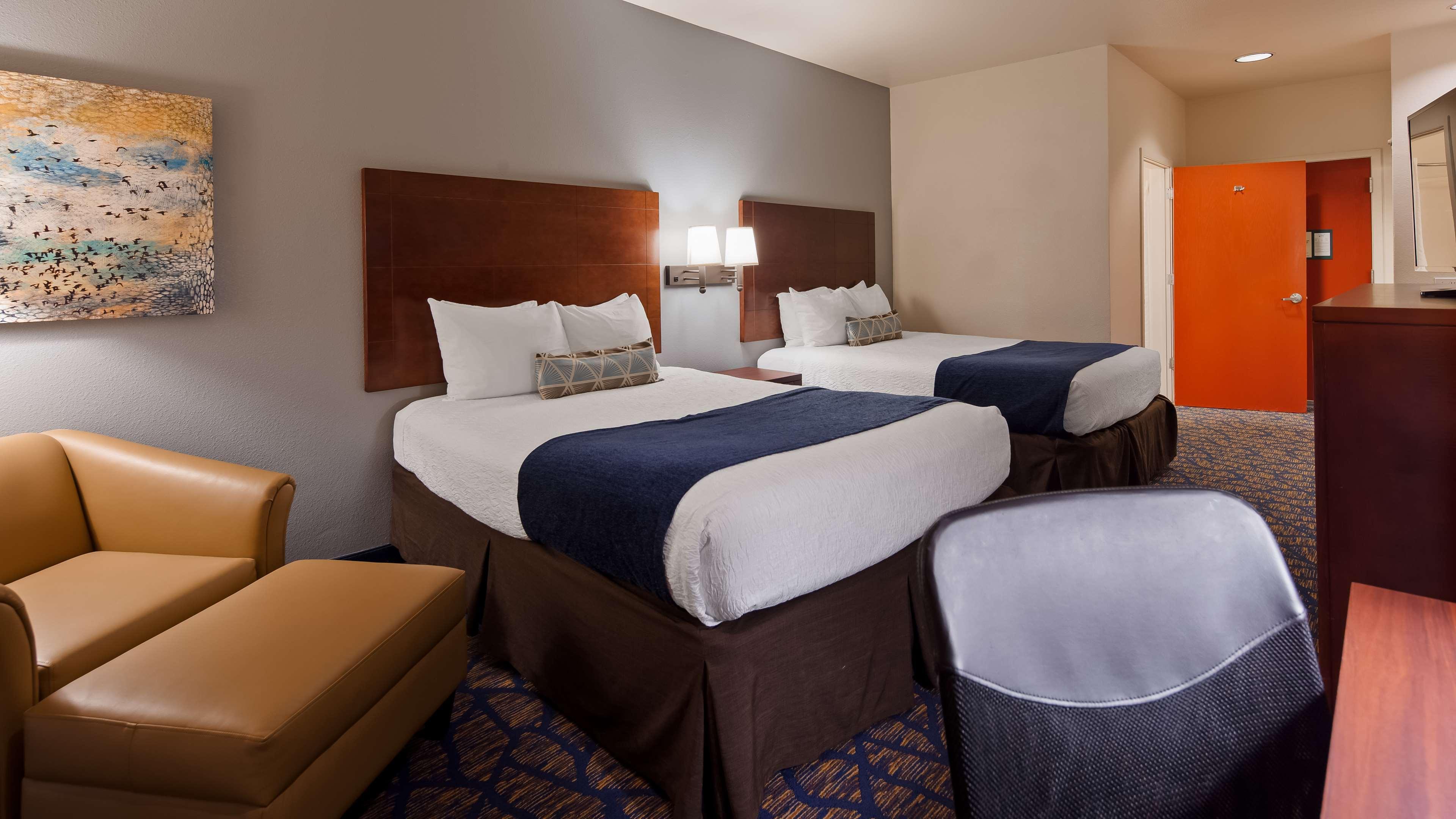 Best Western Plus Villa Del Lago Inn Patterson Екстер'єр фото