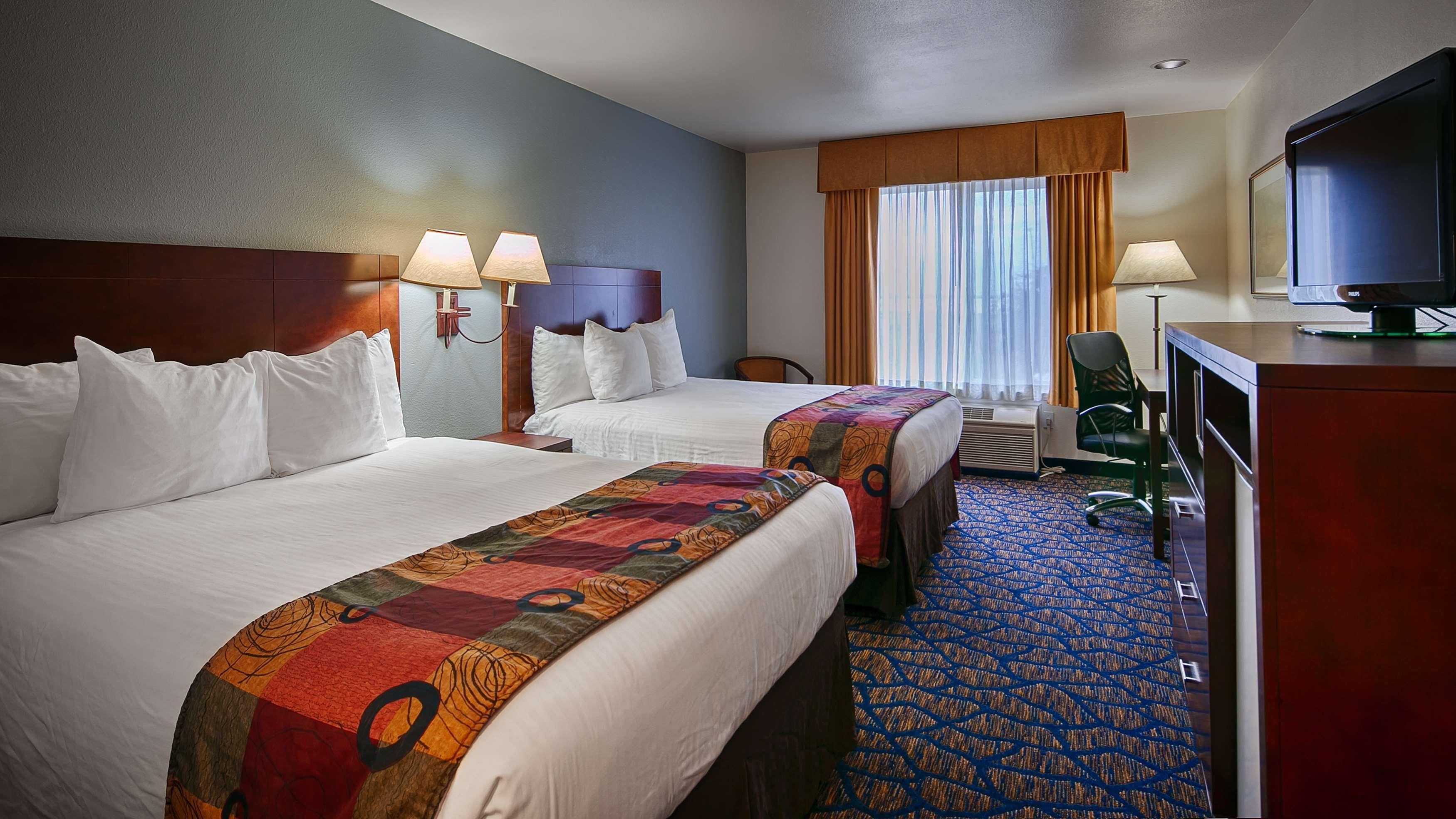 Best Western Plus Villa Del Lago Inn Patterson Екстер'єр фото