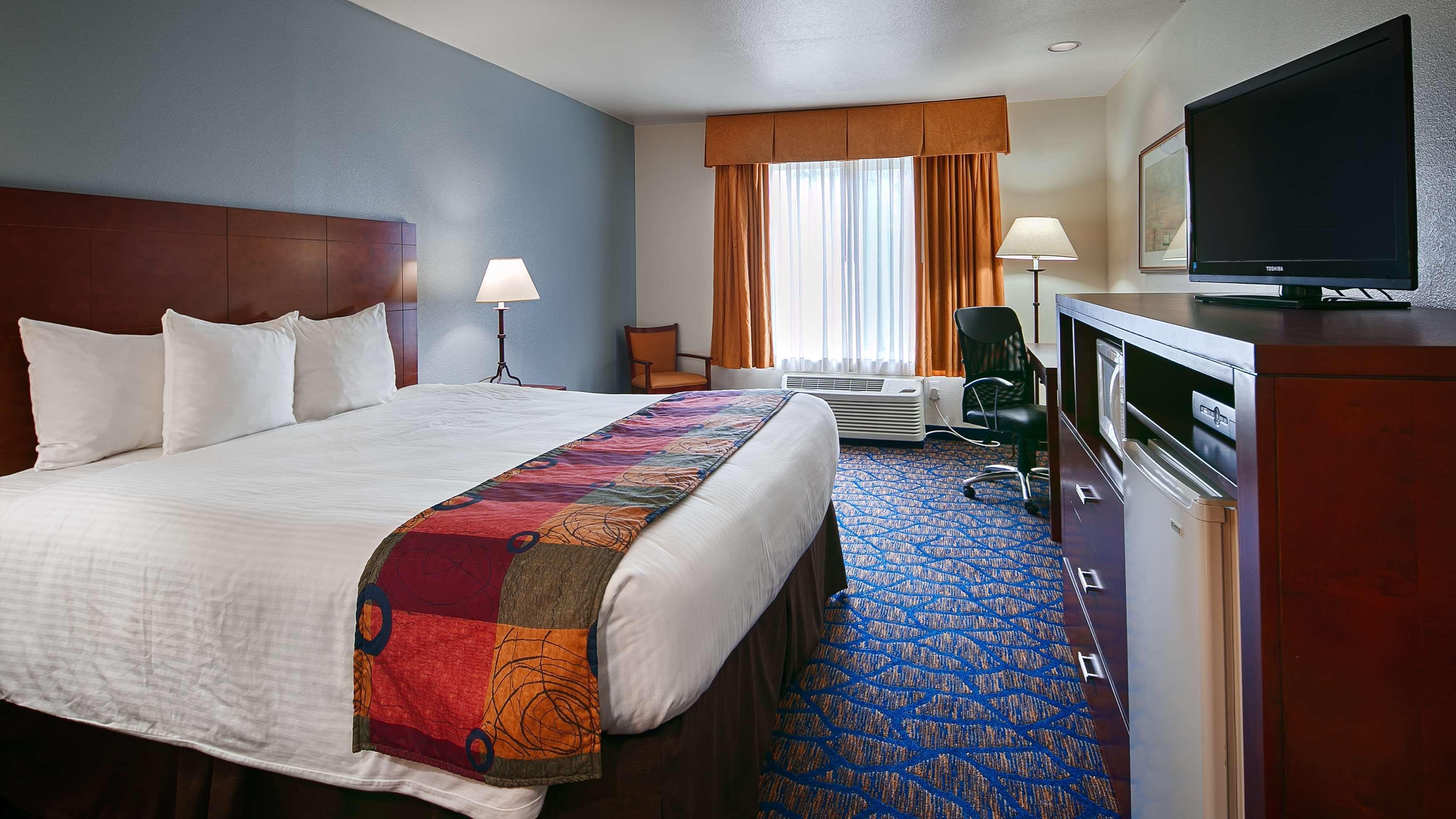 Best Western Plus Villa Del Lago Inn Patterson Екстер'єр фото