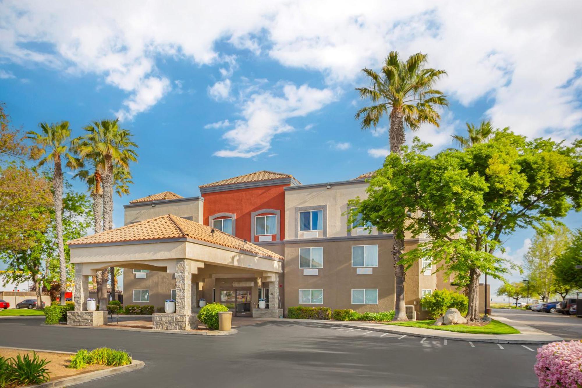 Best Western Plus Villa Del Lago Inn Patterson Екстер'єр фото