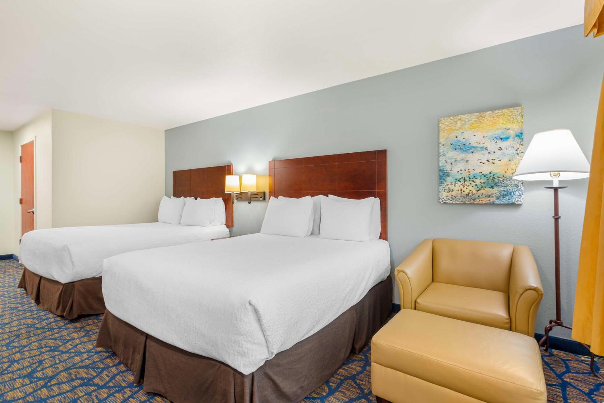 Best Western Plus Villa Del Lago Inn Patterson Екстер'єр фото