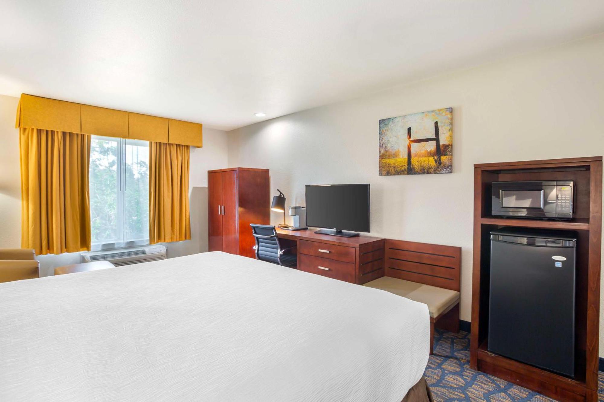 Best Western Plus Villa Del Lago Inn Patterson Екстер'єр фото