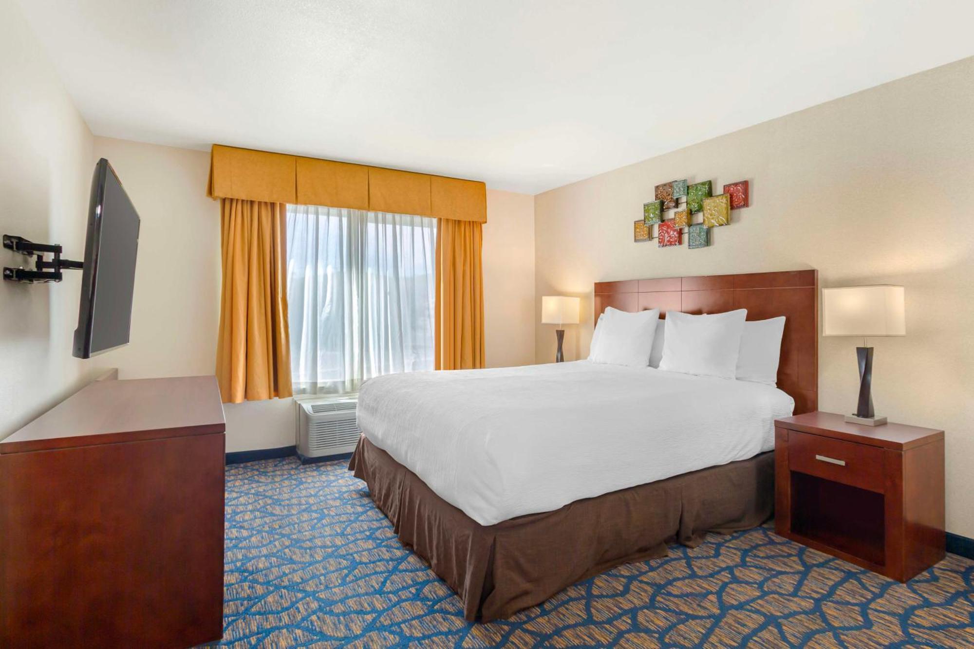 Best Western Plus Villa Del Lago Inn Patterson Екстер'єр фото