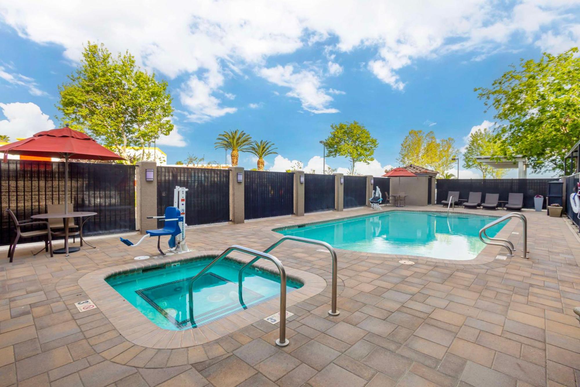 Best Western Plus Villa Del Lago Inn Patterson Екстер'єр фото